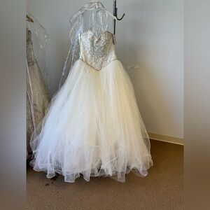 Sparkling Crystal Beading on Tulle Morilee Bridal Wedding Dress 5216